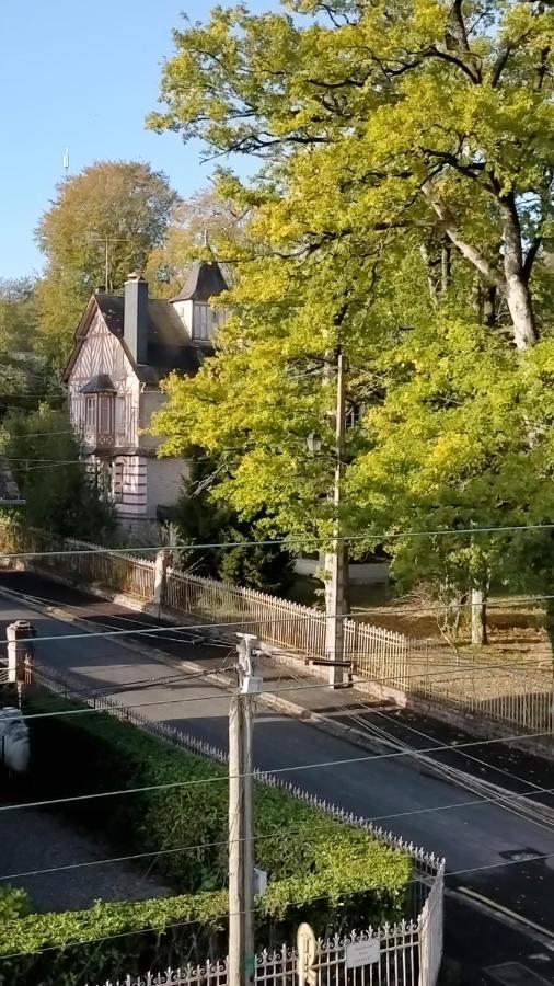 Charmant Studio A Bagnoles De L'Orne Bagnoles de l'Orne Normandie ภายนอก รูปภาพ